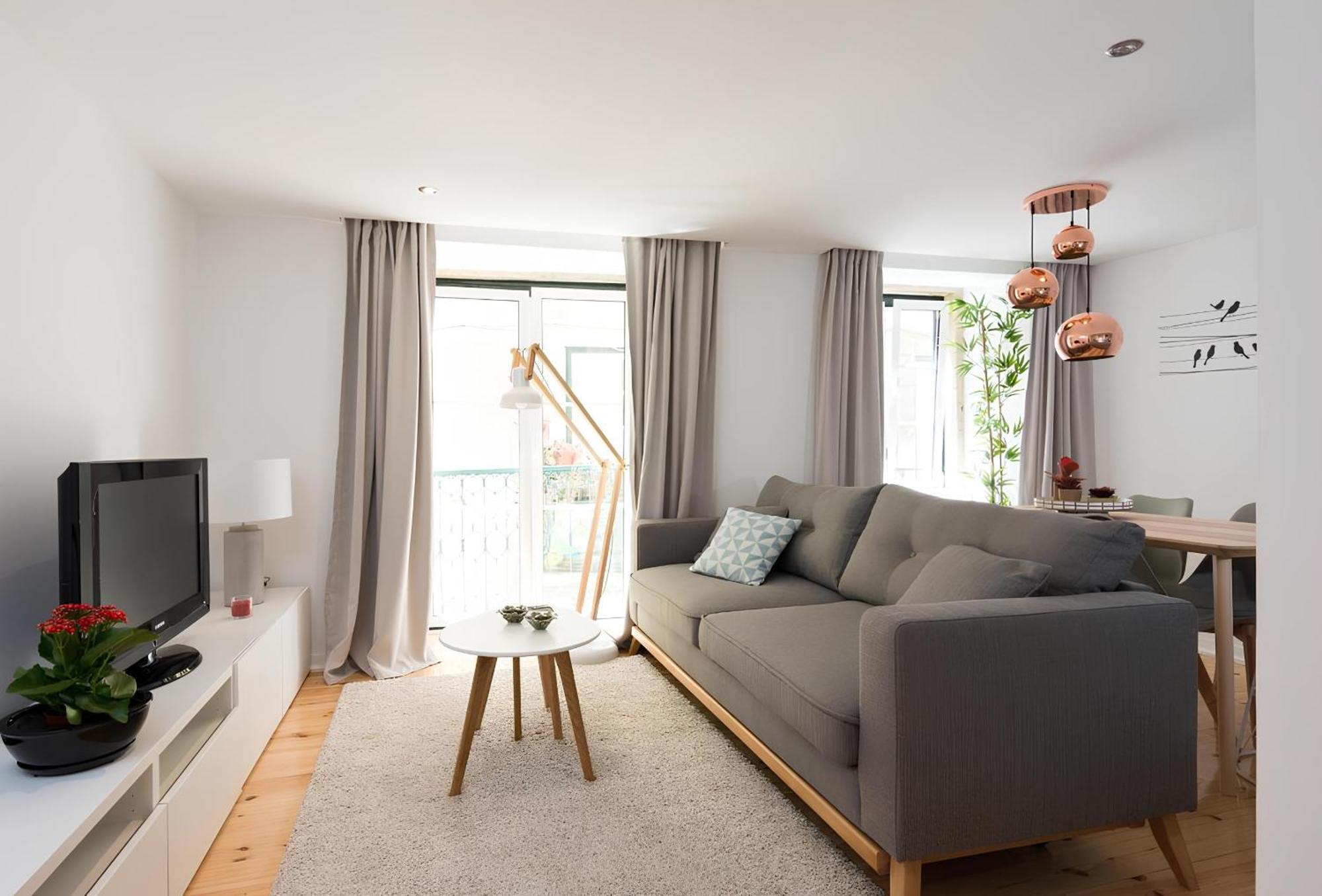 Апартаменты Casa Do Castelo 2- Work Or Relax In The Historic Heart Of Lisbon! Экстерьер фото